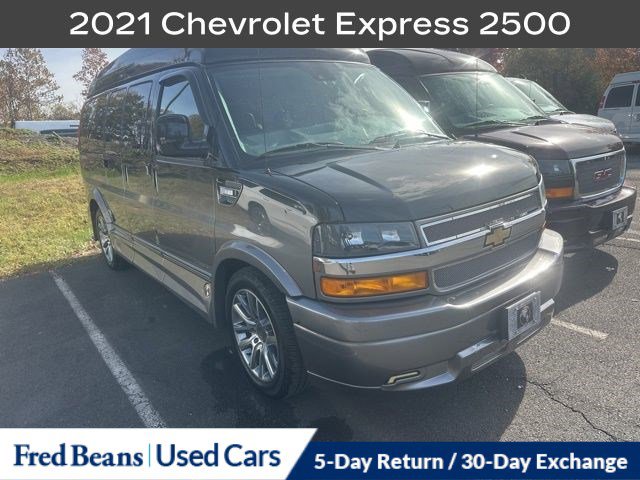 2021 Chevrolet Express Cargo Work Van's photo