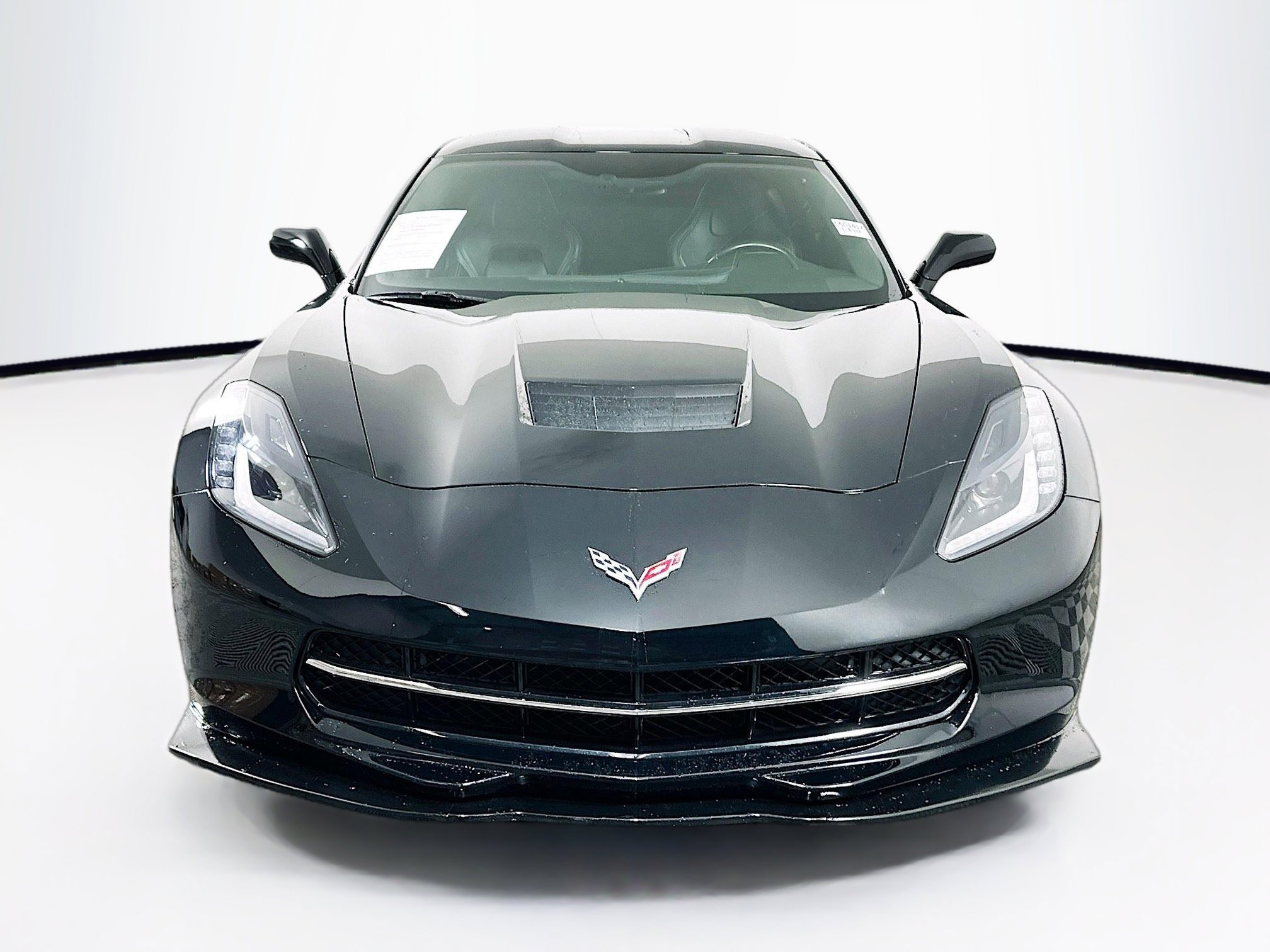 2017 Chevrolet Corvette Stingray 1LT photo 2