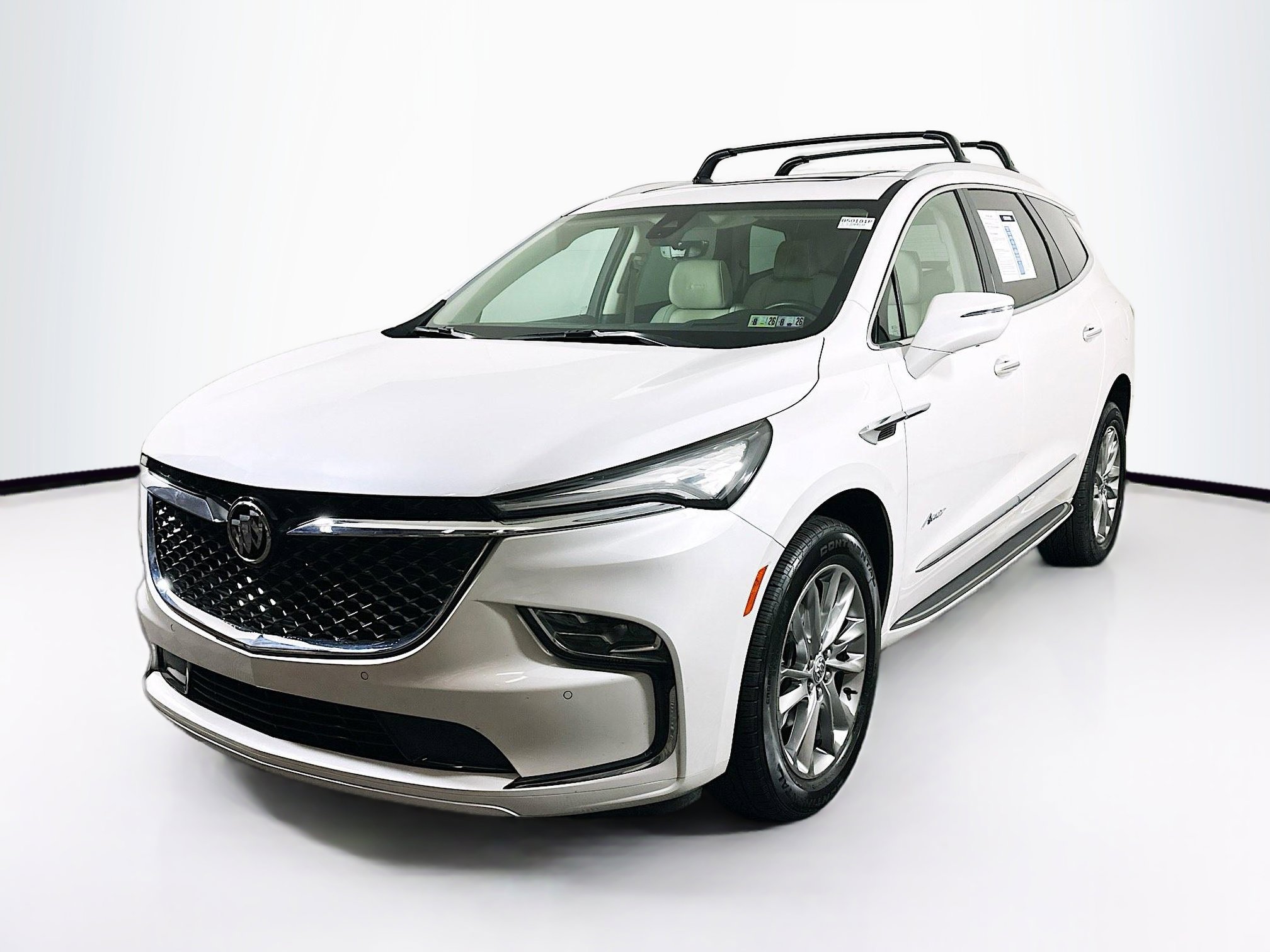2023 Buick Enclave Avenir photo 2