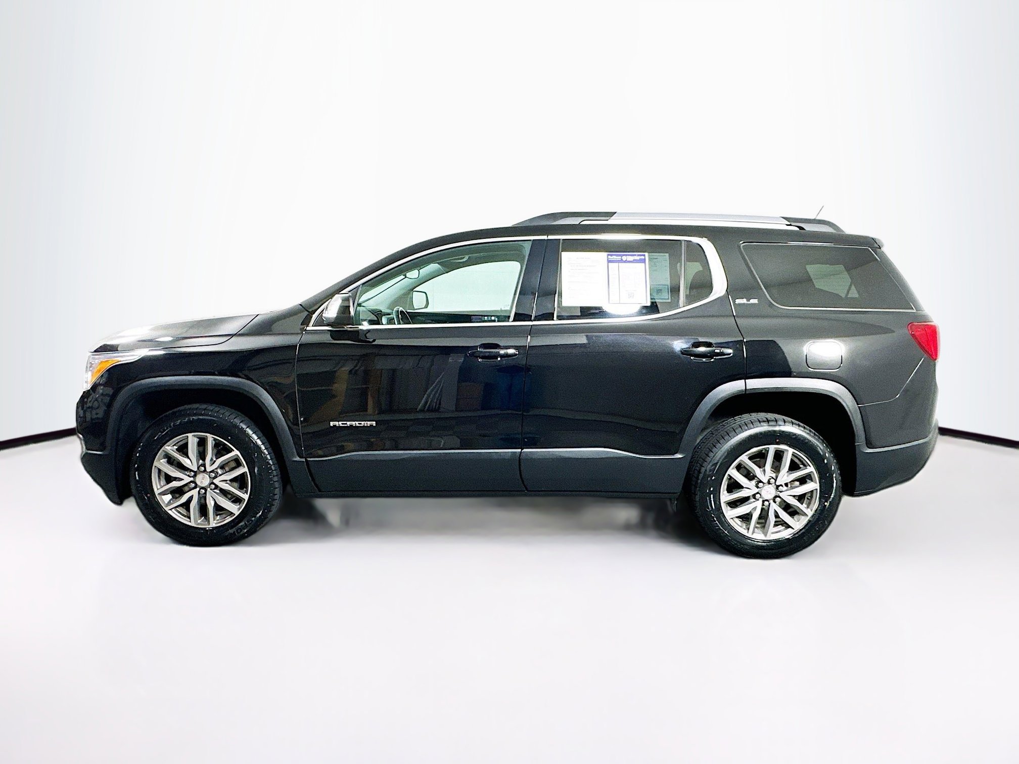 2019 Gmc Acadia SLE photo 2
