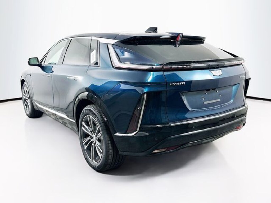 New 2026 CADILLAC LYRIQ Premium Luxury SUV
