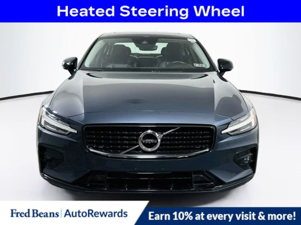 Used 2021 Volvo S60 T5 Momentum Sedan