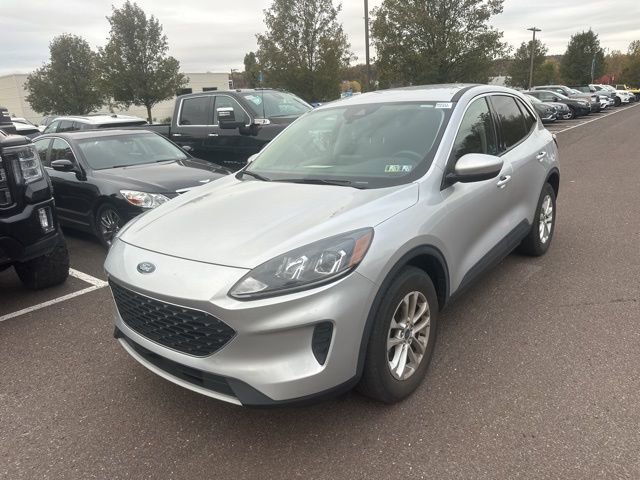 2020 Ford Escape SE photo 3