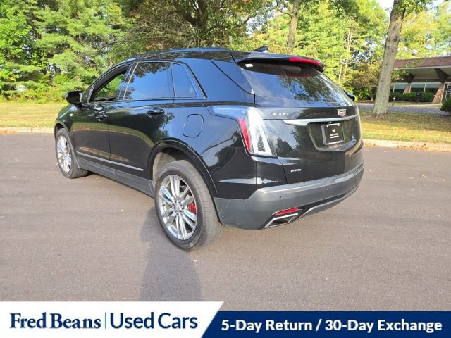 2023 Cadillac XT5 Sport photo 2