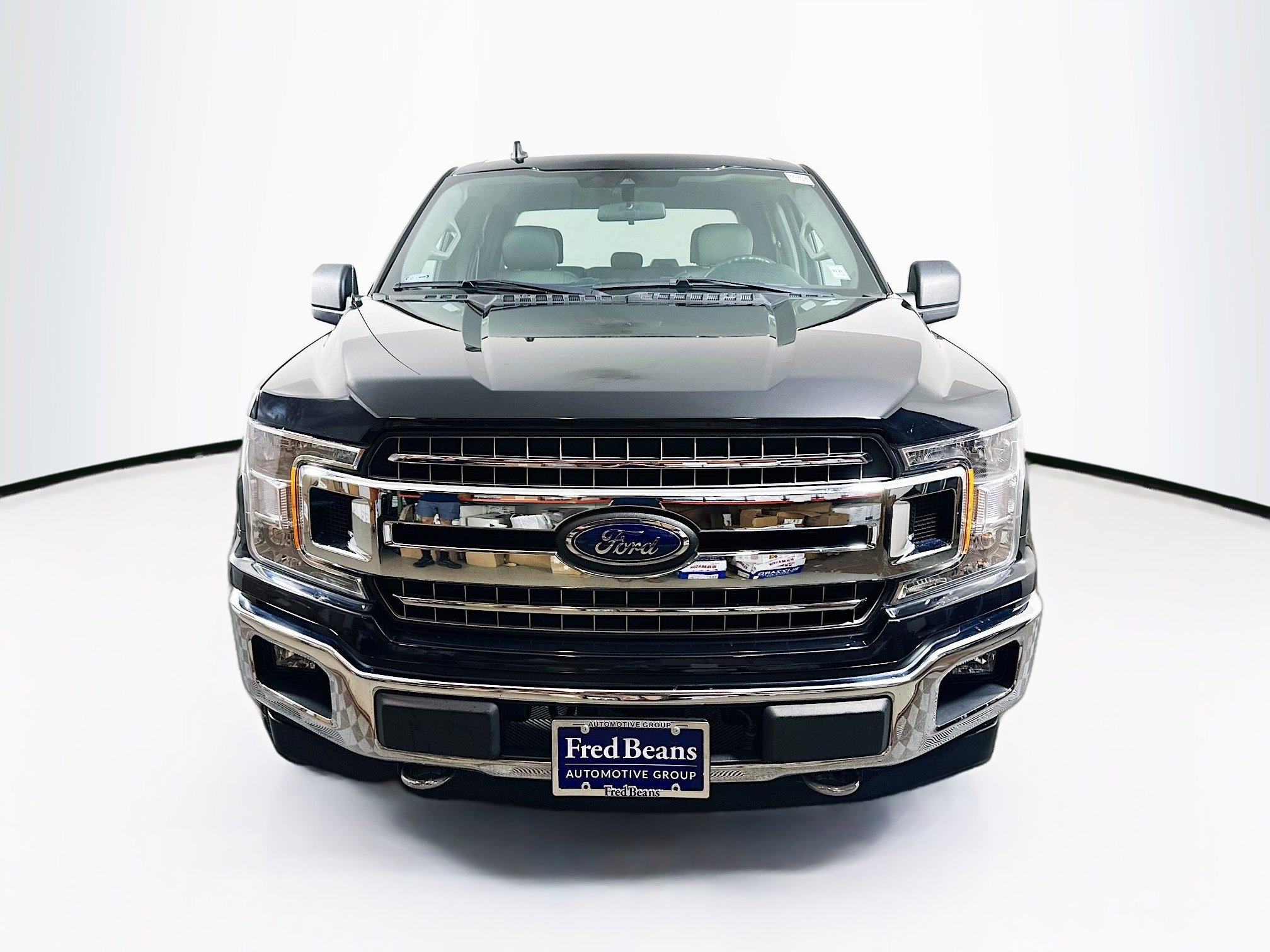 2019 Ford F-150 XLT photo 2