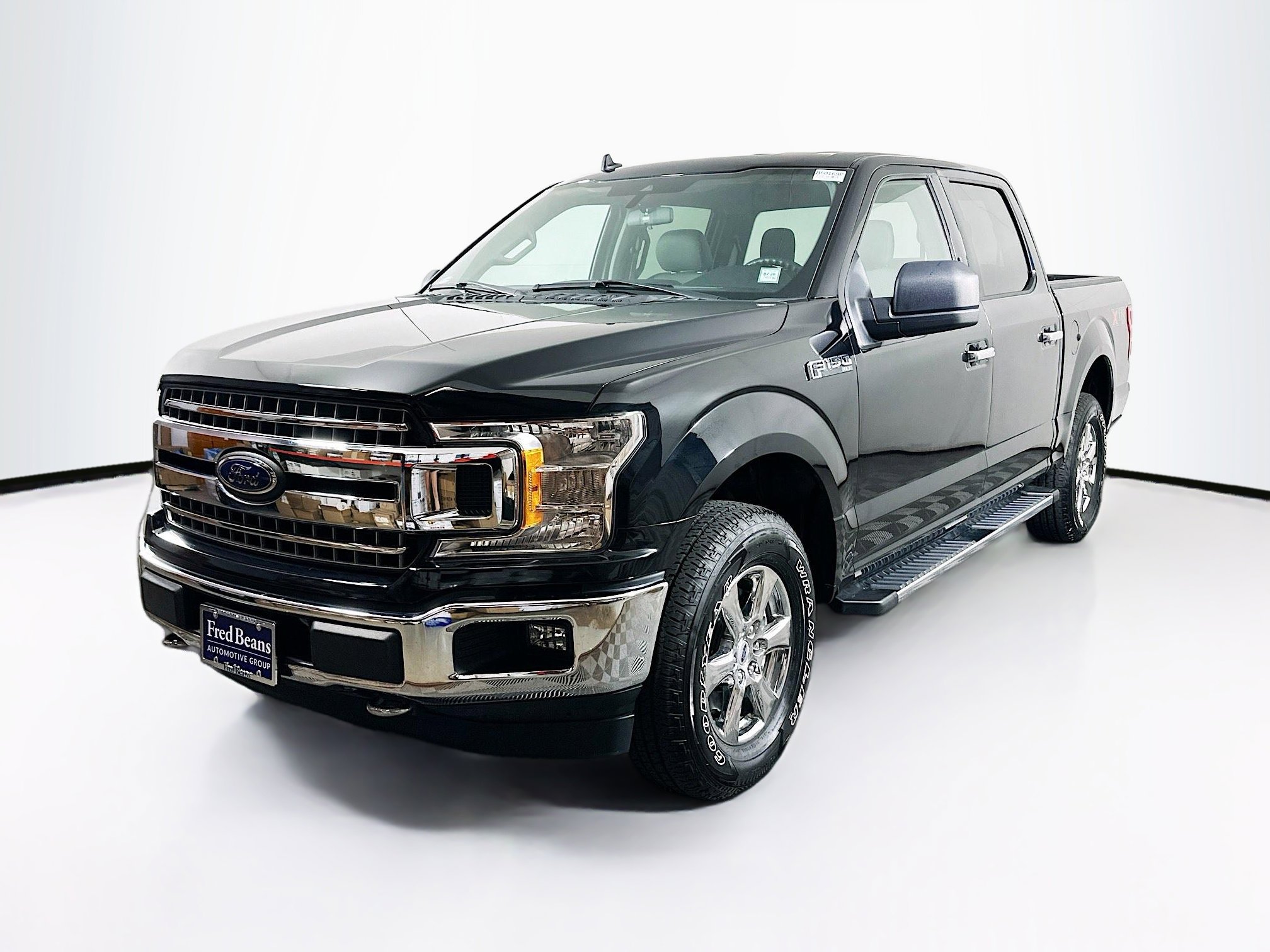 2019 Ford F-150 XLT photo 2
