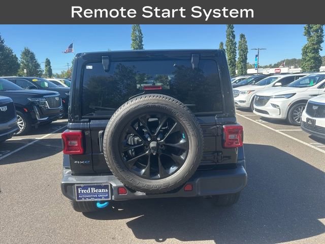 2022 Jeep Wrangler 4xe Unlimited Sahara photo 4