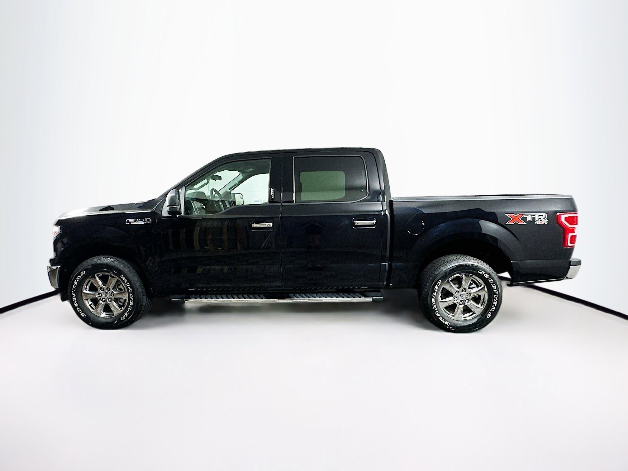2019 Ford F-150 XLT photo 3