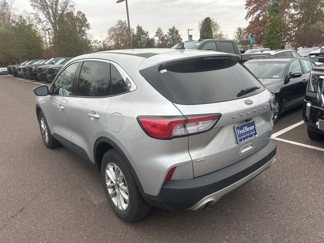 2020 Ford Escape SE photo 2