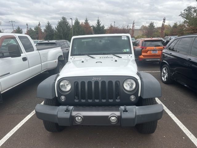 2016 Jeep Wrangler Unlimited Black Bear photo 2
