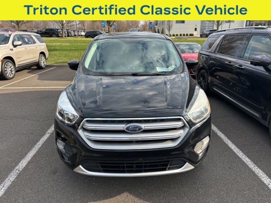 Used 2017 Ford Escape SE SUV