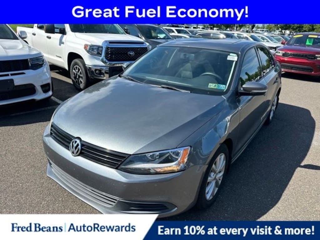 Used 2012 Volkswagen Jetta 2.5L SE Sedan