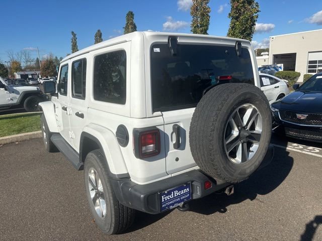 2018 Jeep Wrangler Unlimited Sahara photo 2