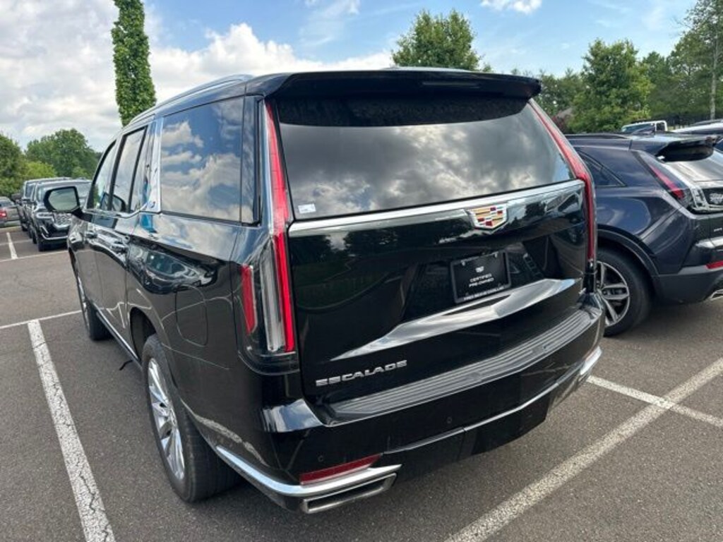 Used 2024 CADILLAC Escalade Premium Luxury SUV