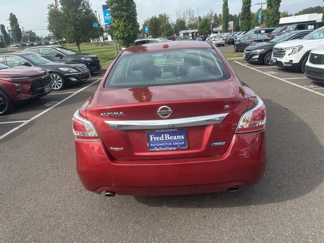 2014 Nissan Altima 2.5 S photo 4