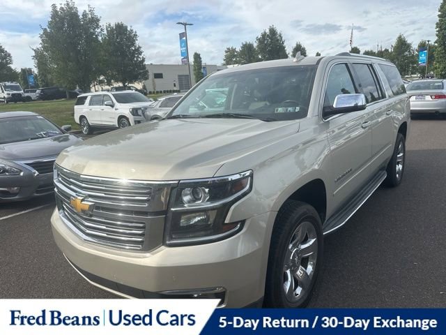 2015 Chevrolet Suburban 1500 LTZ photo 3