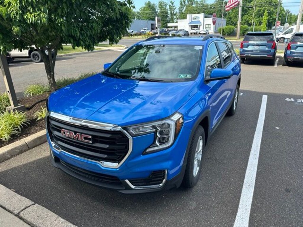 Used 2024 GMC Terrain SLE SUV