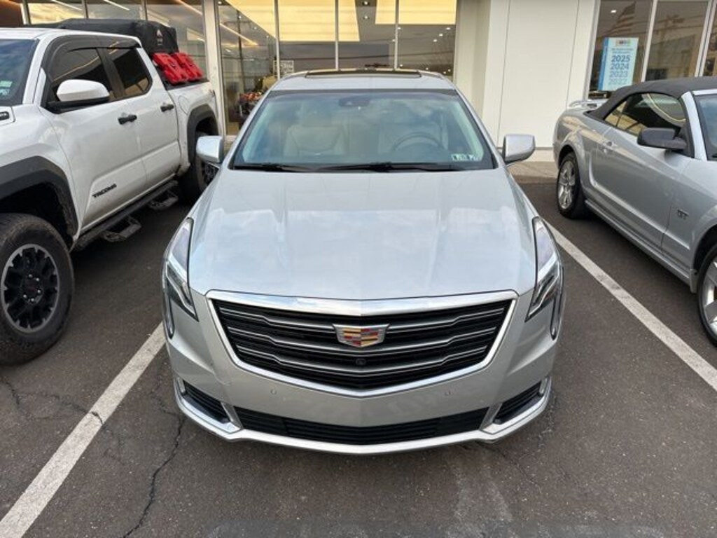 Used 2018 CADILLAC XTS Luxury Sedan