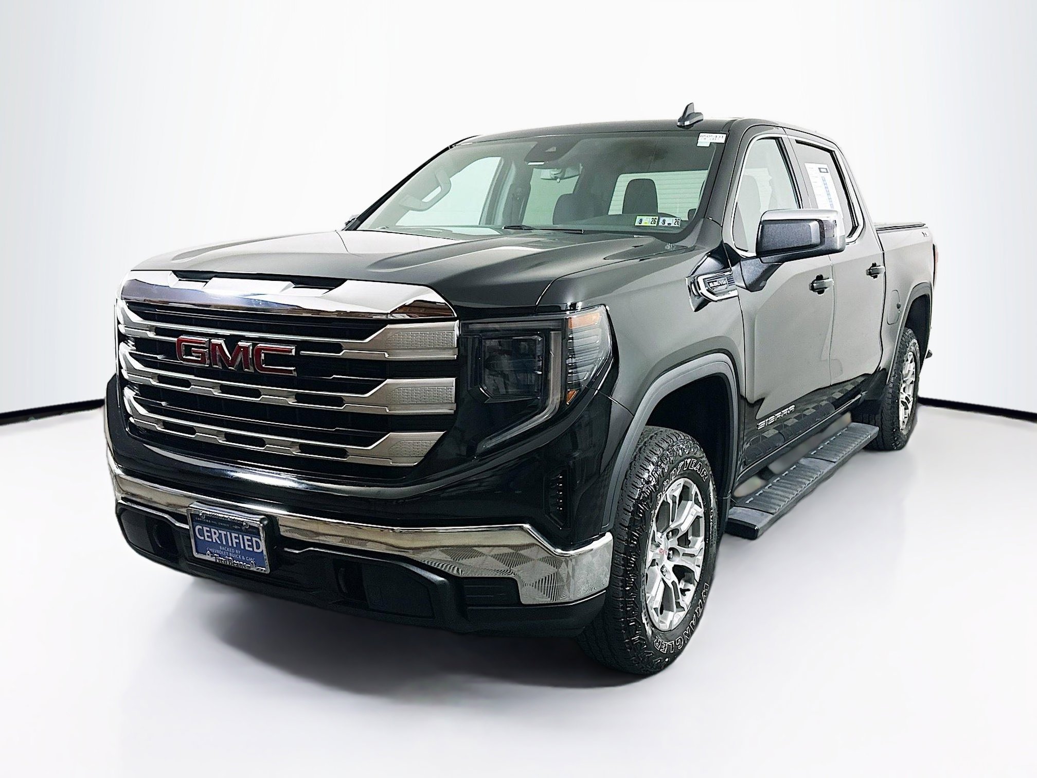 2022 Gmc Sierra 1500 SLE photo 3