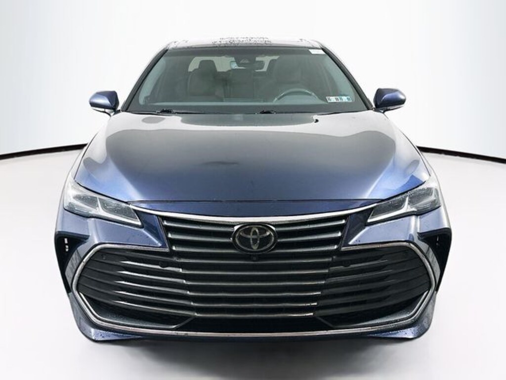 Used 2019 Toyota Avalon Limited Sedan