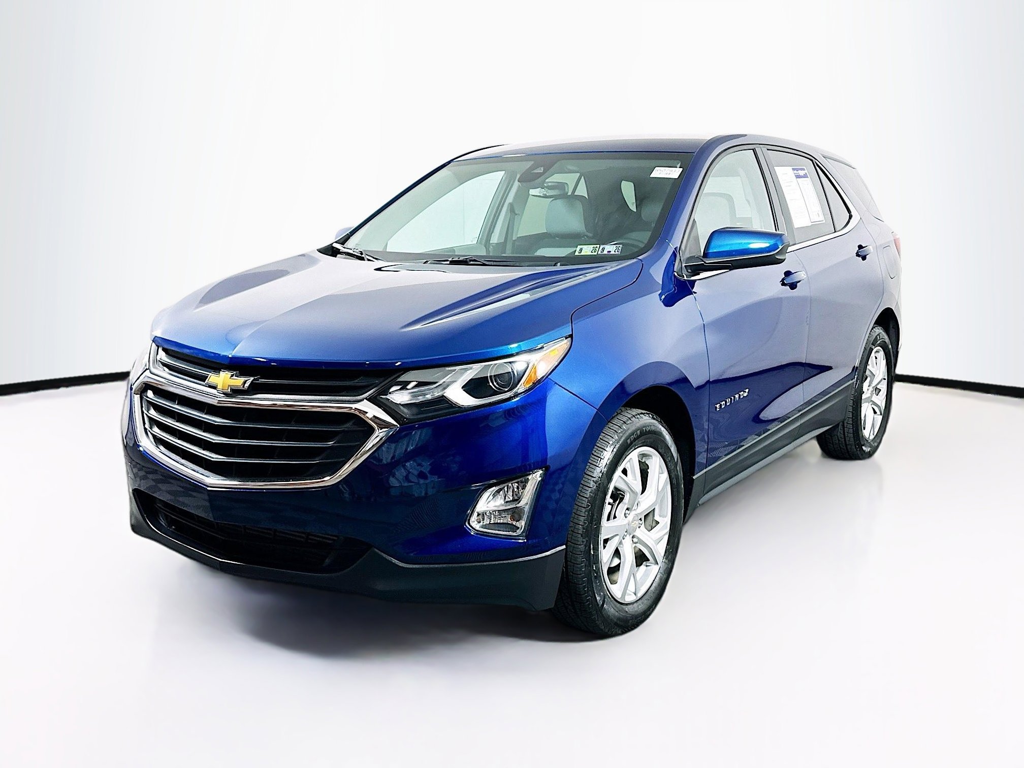 2020 Chevrolet Equinox LT photo 3