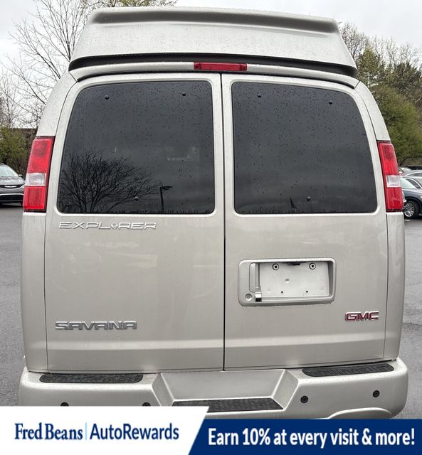 2025 GMC Savana Cargo Work Van - Photo 8