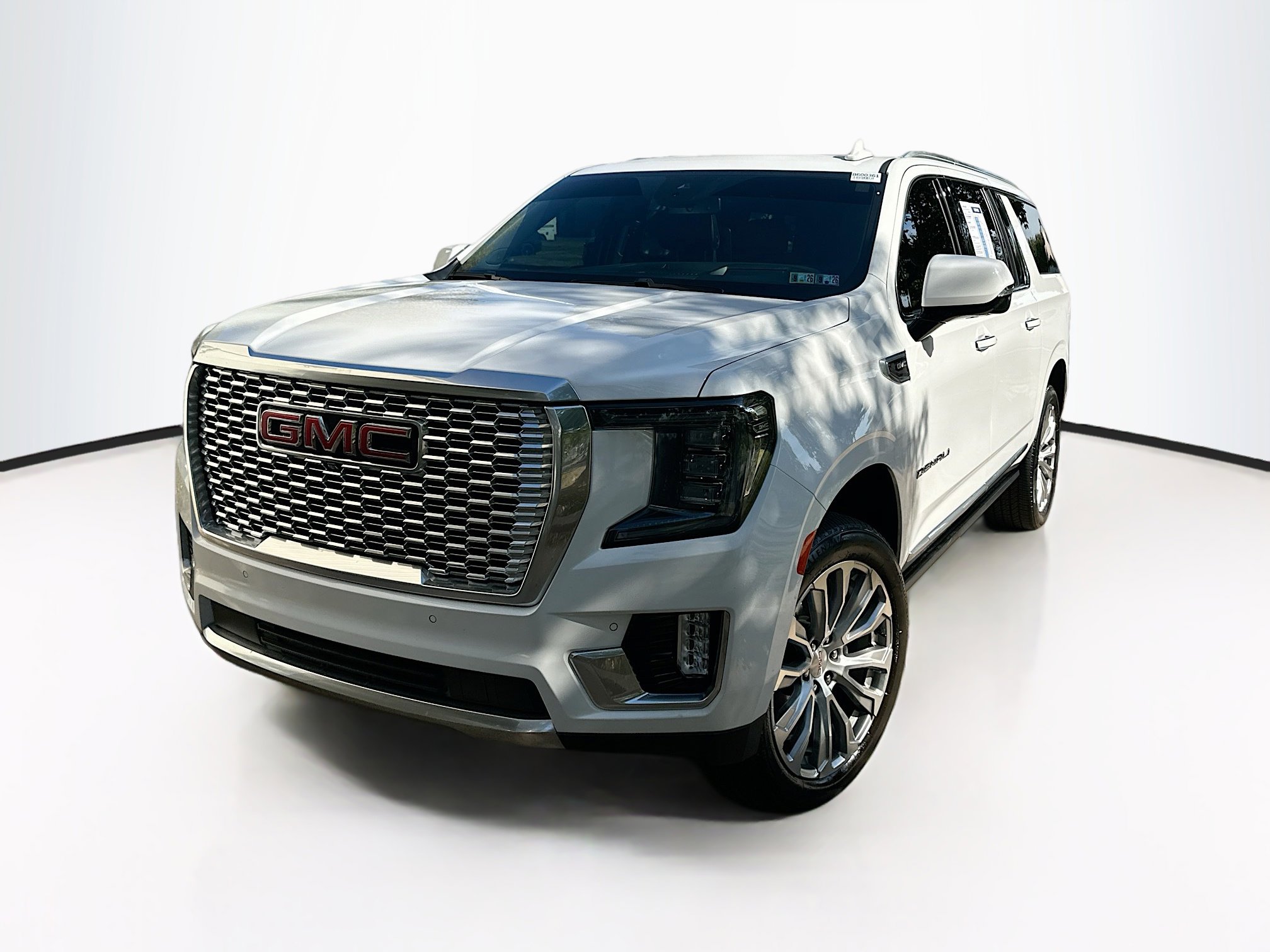 2023 Gmc Yukon XL Denali photo 3