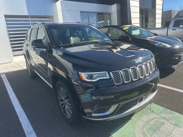 2017 Jeep Grand Cherokee Summit's photo
