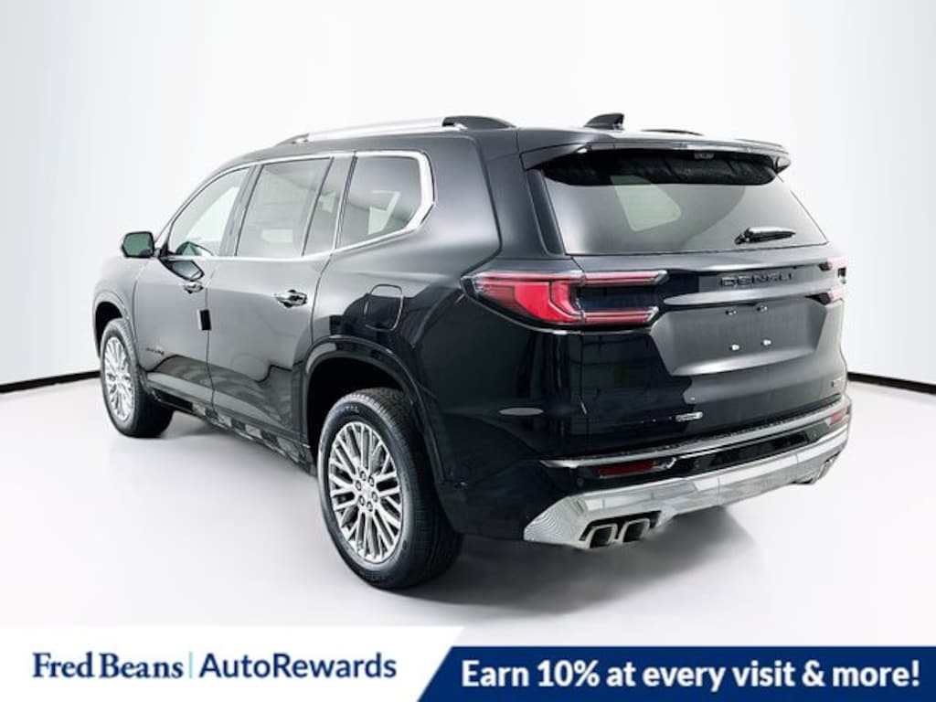 New 2026 GMC Acadia Denali SUV