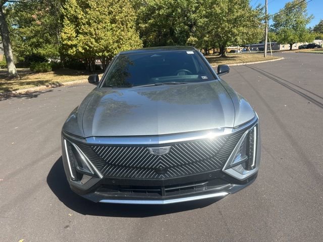 2024 Cadillac Lyriq Tech photo 2