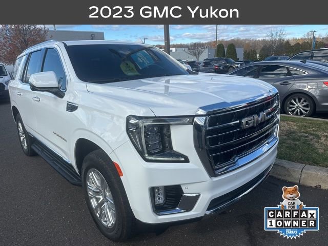 2023 GMC Yukon SLT's photo