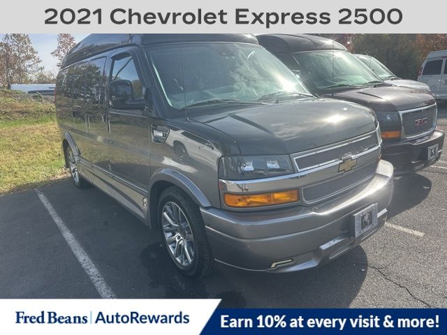 2021 Chevrolet Express Cargo Work Van's photo