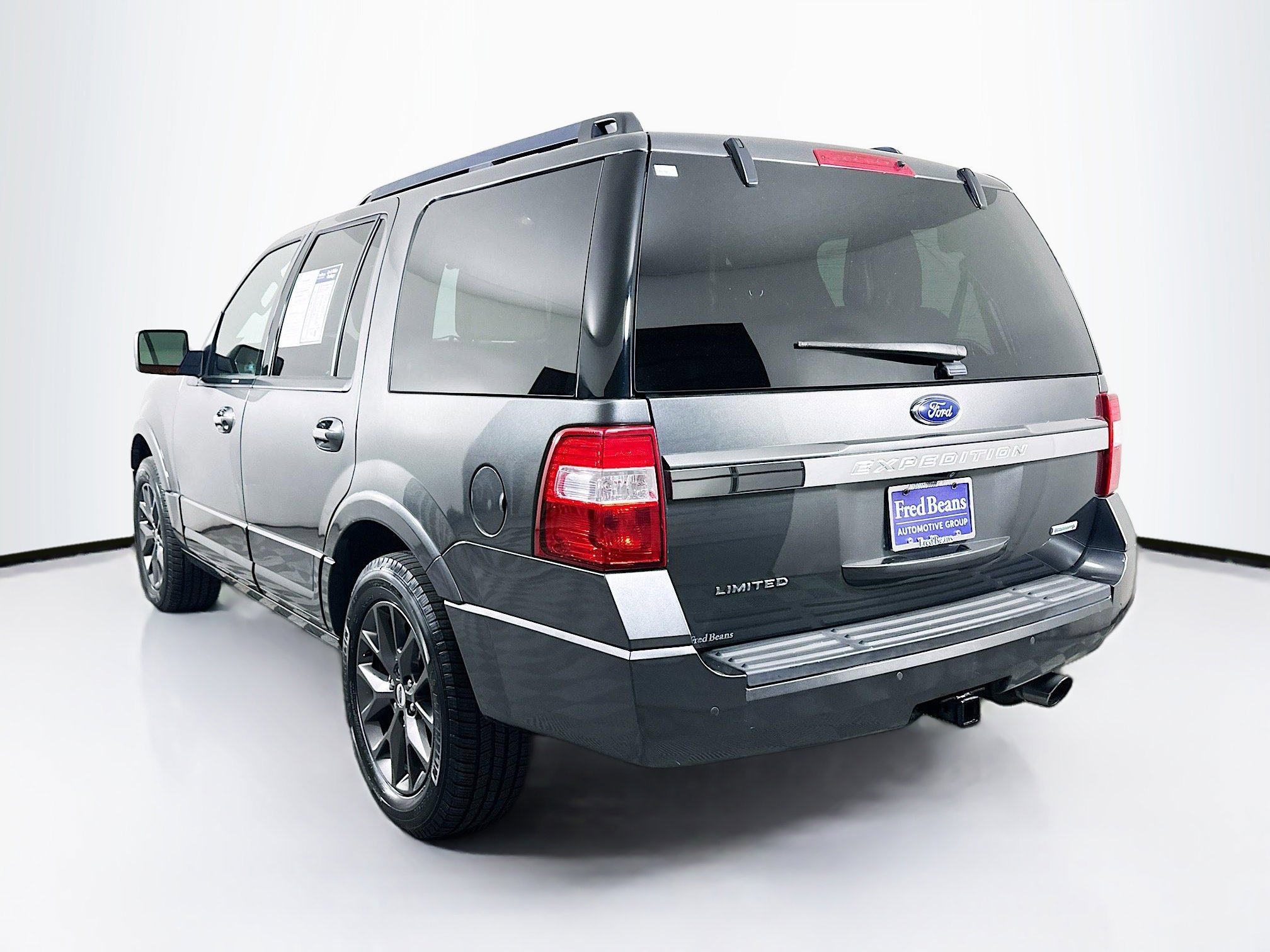 2017 Ford Expedition Limited photo 4