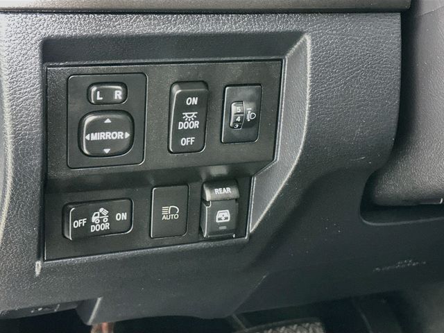 2019 Toyota Tundra SR5 - Photo 14