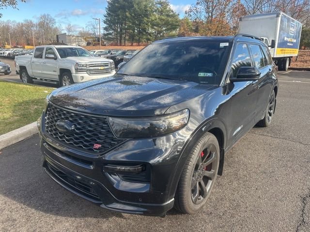 2023 Ford Explorer ST photo 3
