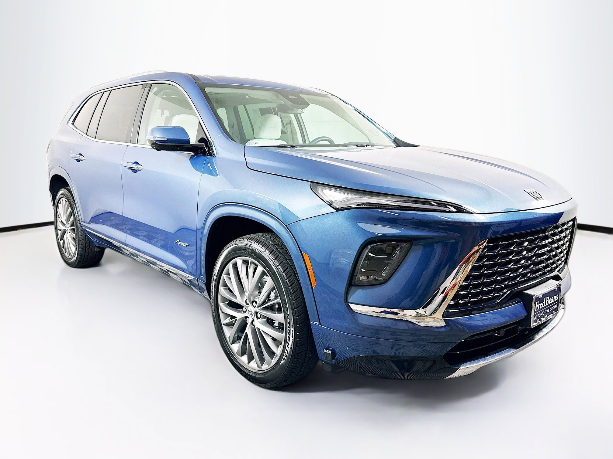 2025 Buick Enclave Avenir's photo