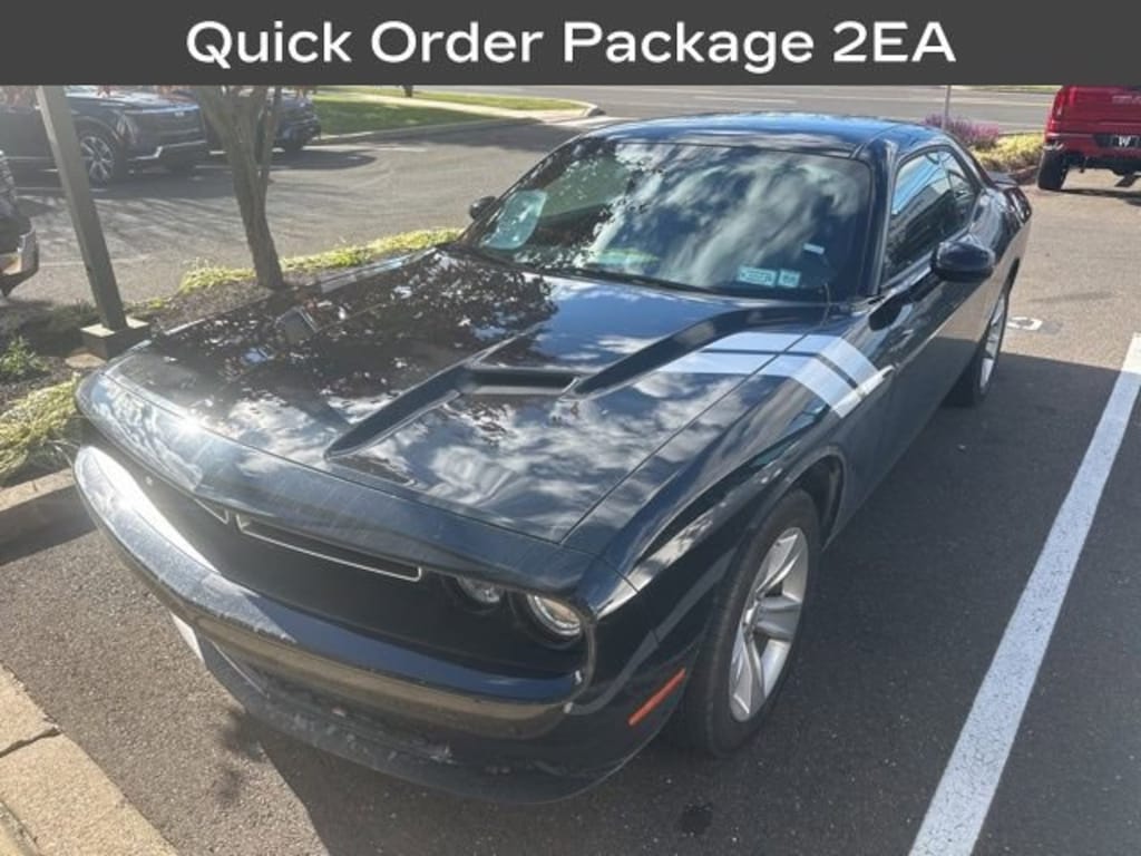 Used 2023 Dodge Challenger SXT Coupe