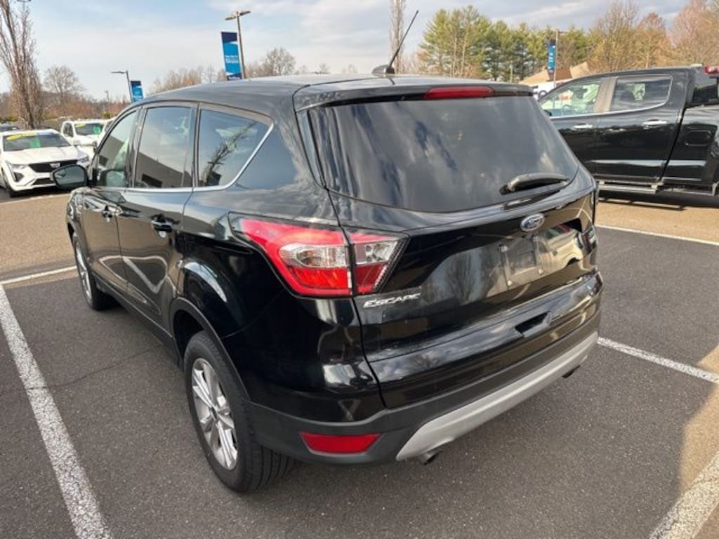 Used 2017 Ford Escape SE SUV