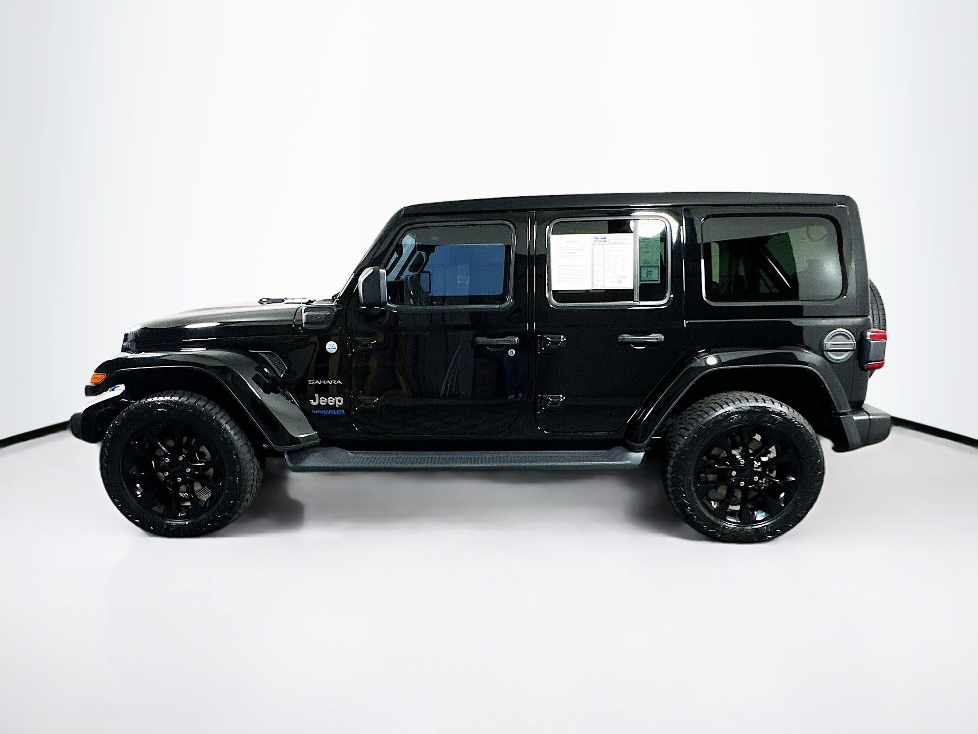2022 Jeep Wrangler 4xe Unlimited Sahara photo 4