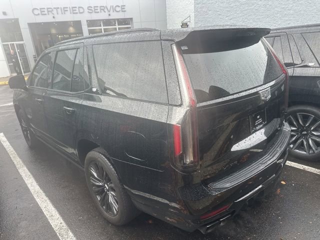 2023 Cadillac Escalade V-Series photo 3