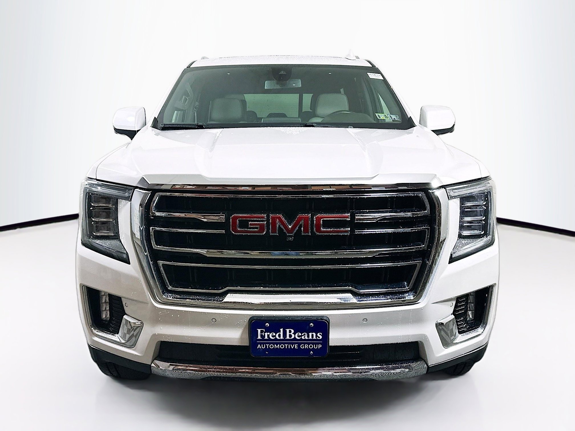 2021 Gmc Yukon SLT photo 2