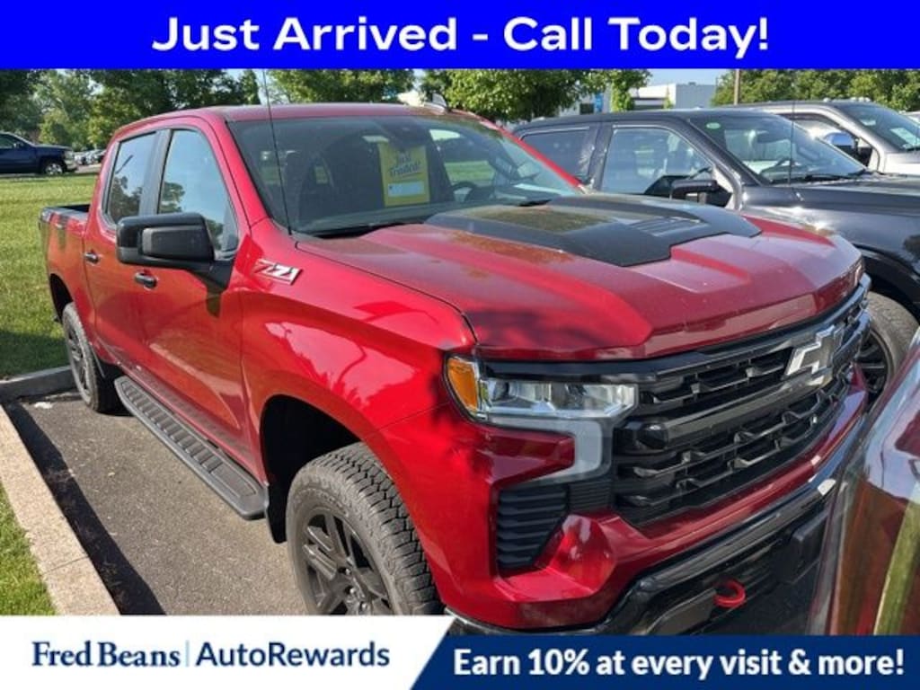Used 2025 Chevrolet Silverado 1500 LT Trail Boss Truck Crew Cab
