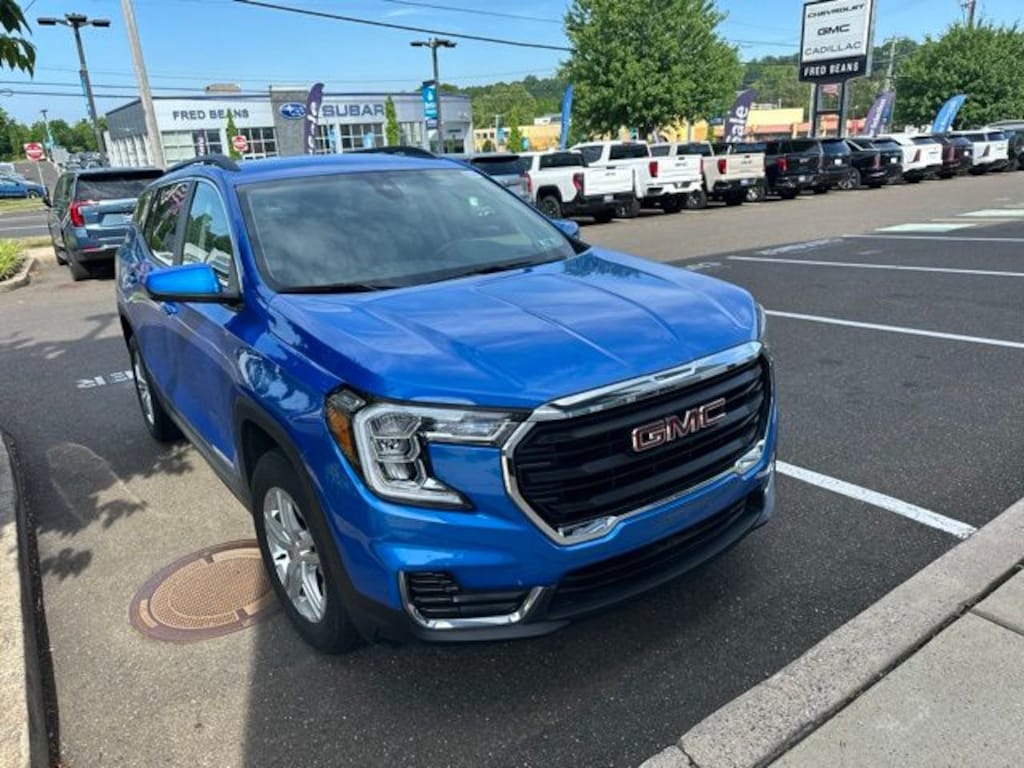 Used 2024 GMC Terrain SLE SUV