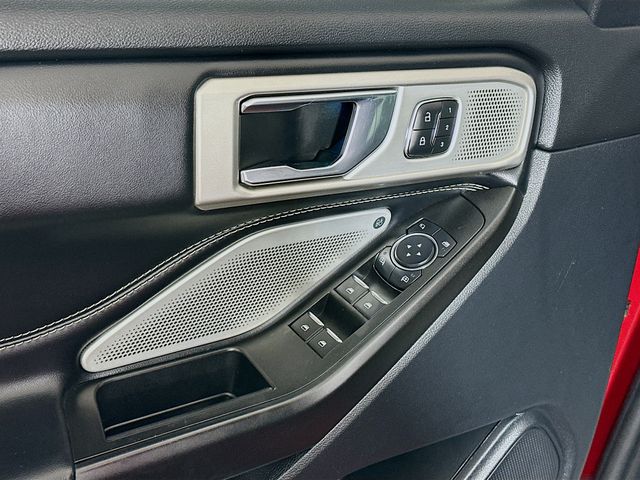 2020 Ford Explorer ST - Photo 24