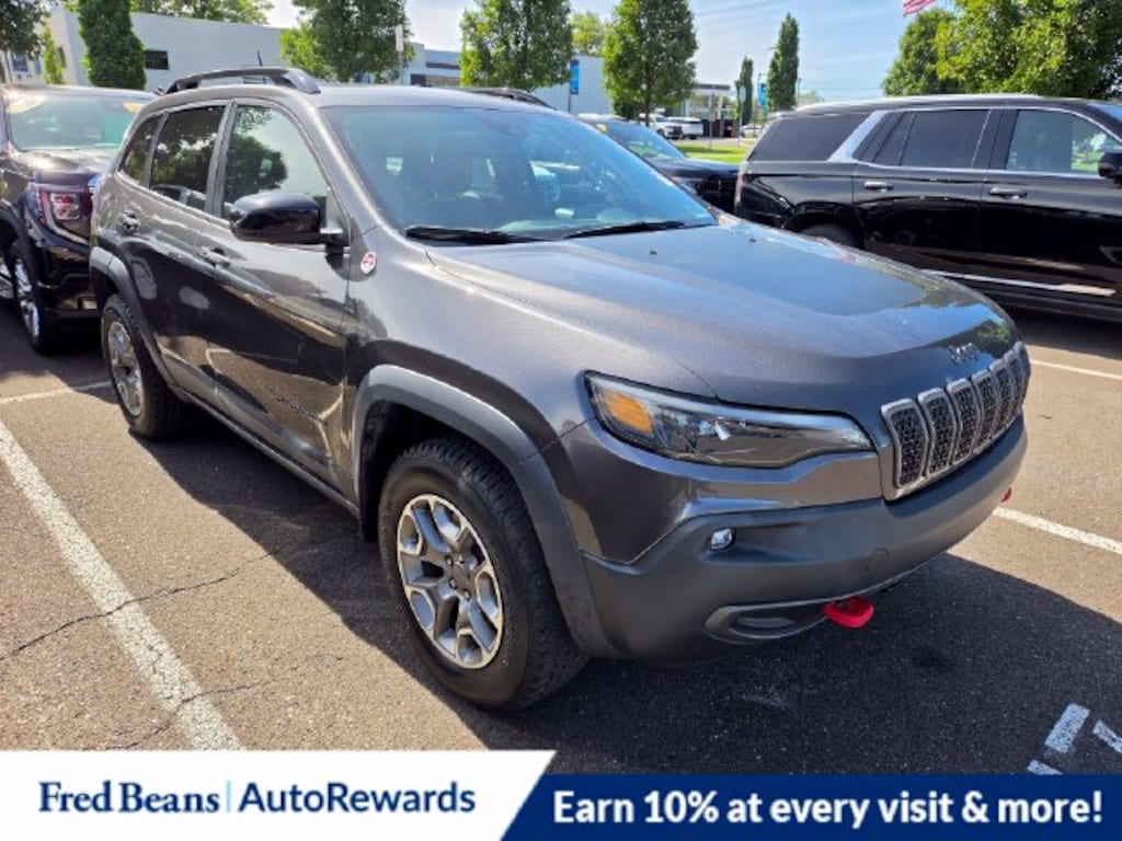 Used 2022 Jeep Cherokee Trailhawk SUV