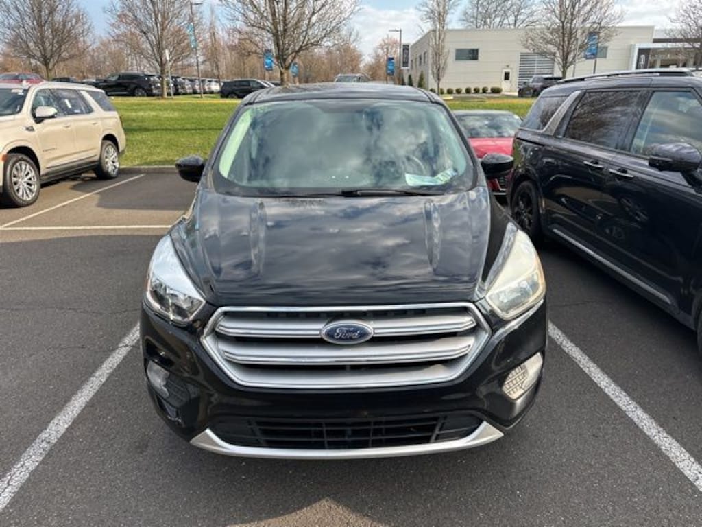 Used 2017 Ford Escape SE SUV