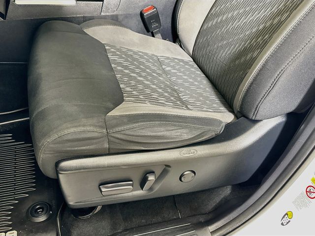 2019 Toyota Tundra SR5 - Photo 25