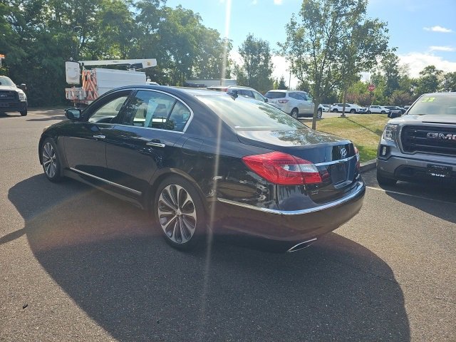 2014 Hyundai Genesis 5.0 R-Spec photo 2