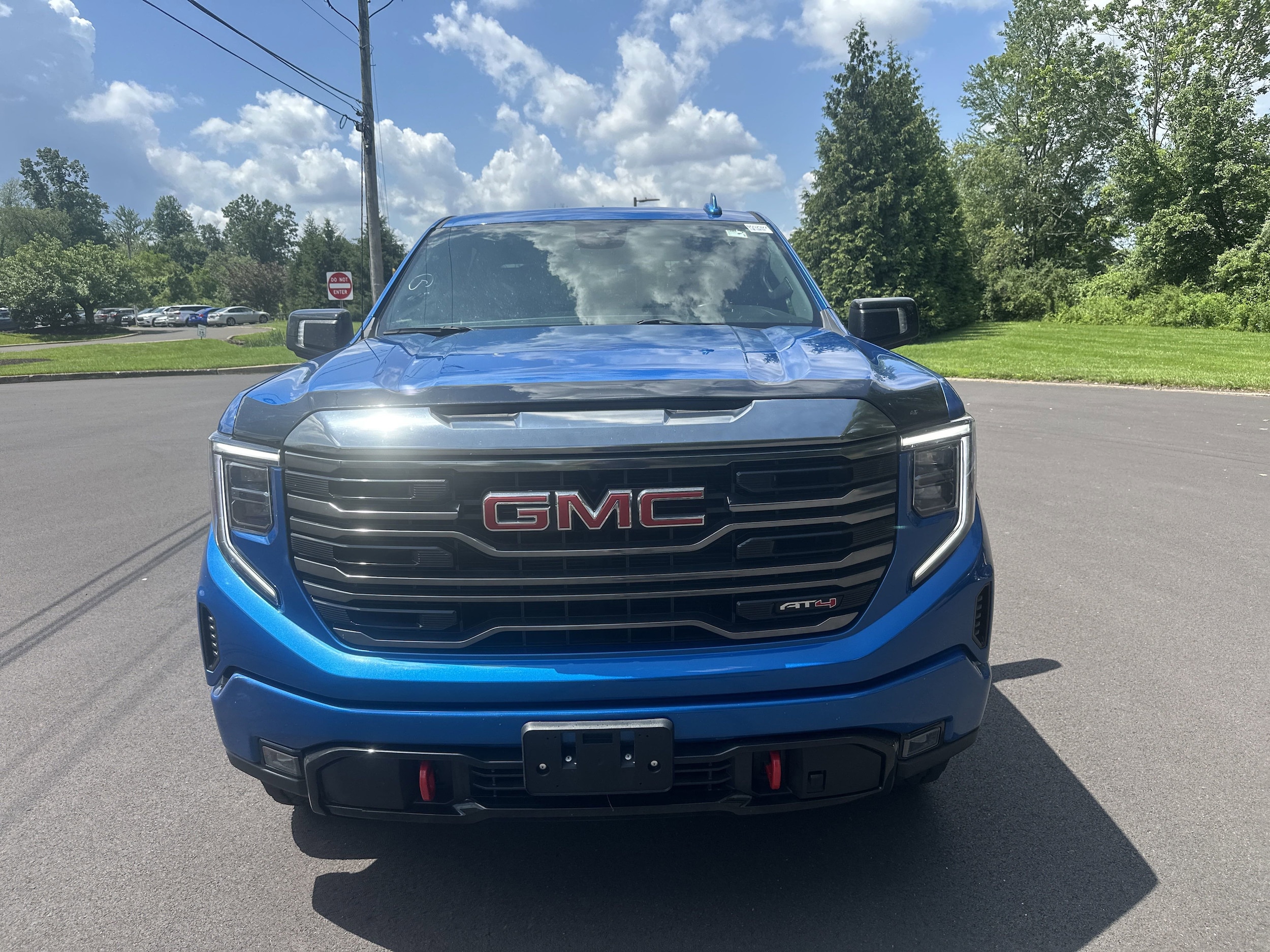 Used 2022 GMC Sierra 1500 AT4 with VIN 1GTUUEETXNZ631315 for sale in Doylestown, PA