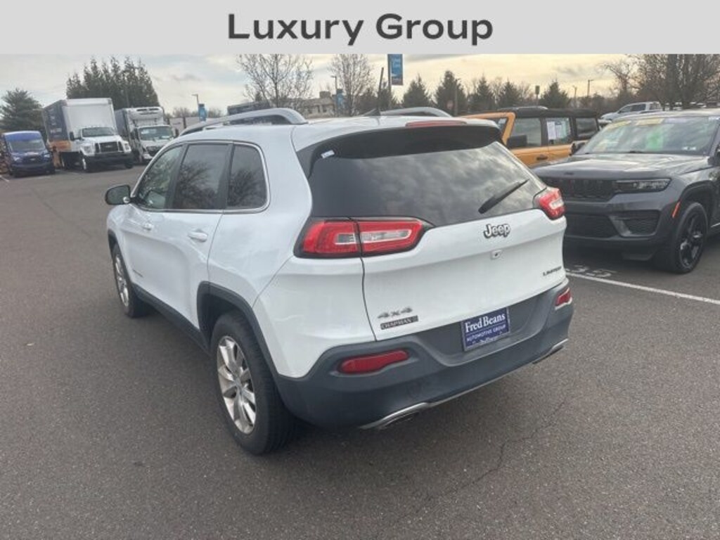 Used 2017 Jeep Cherokee Limited SUV